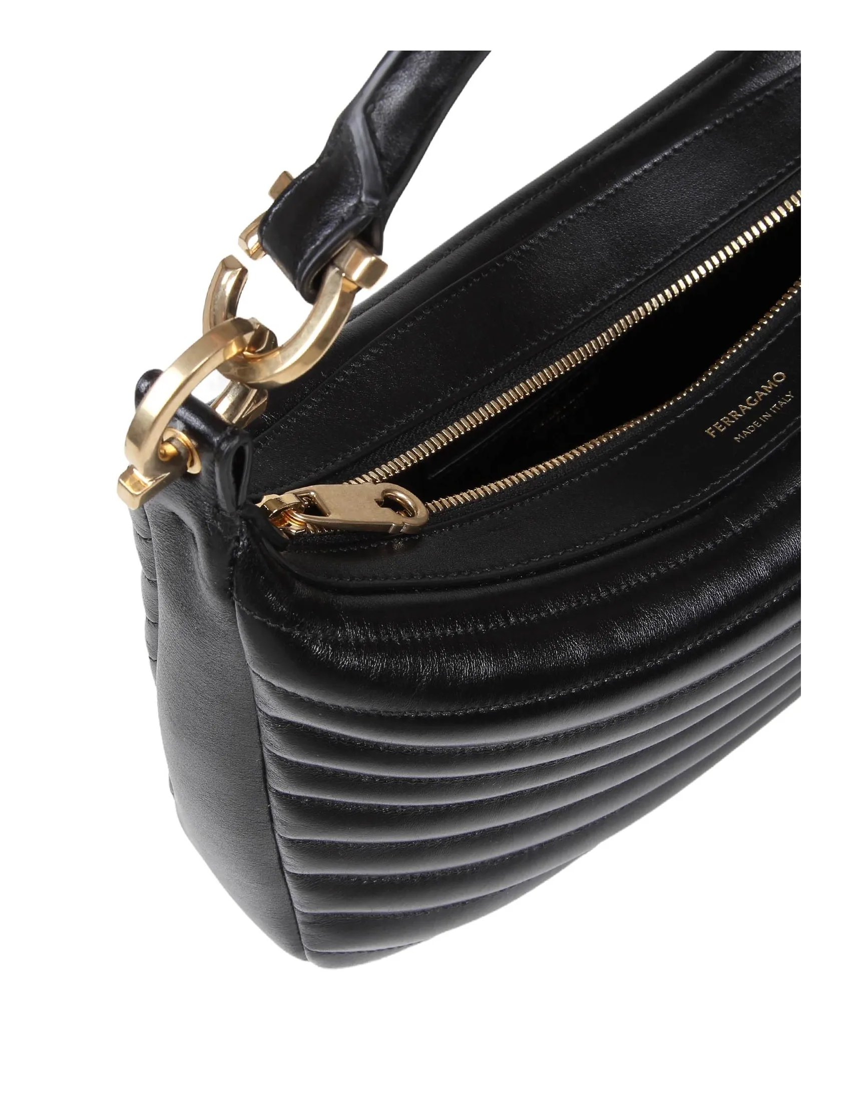 FERRAGAMO BLACK MATELASSE' LEATHER SHOULDER BAG