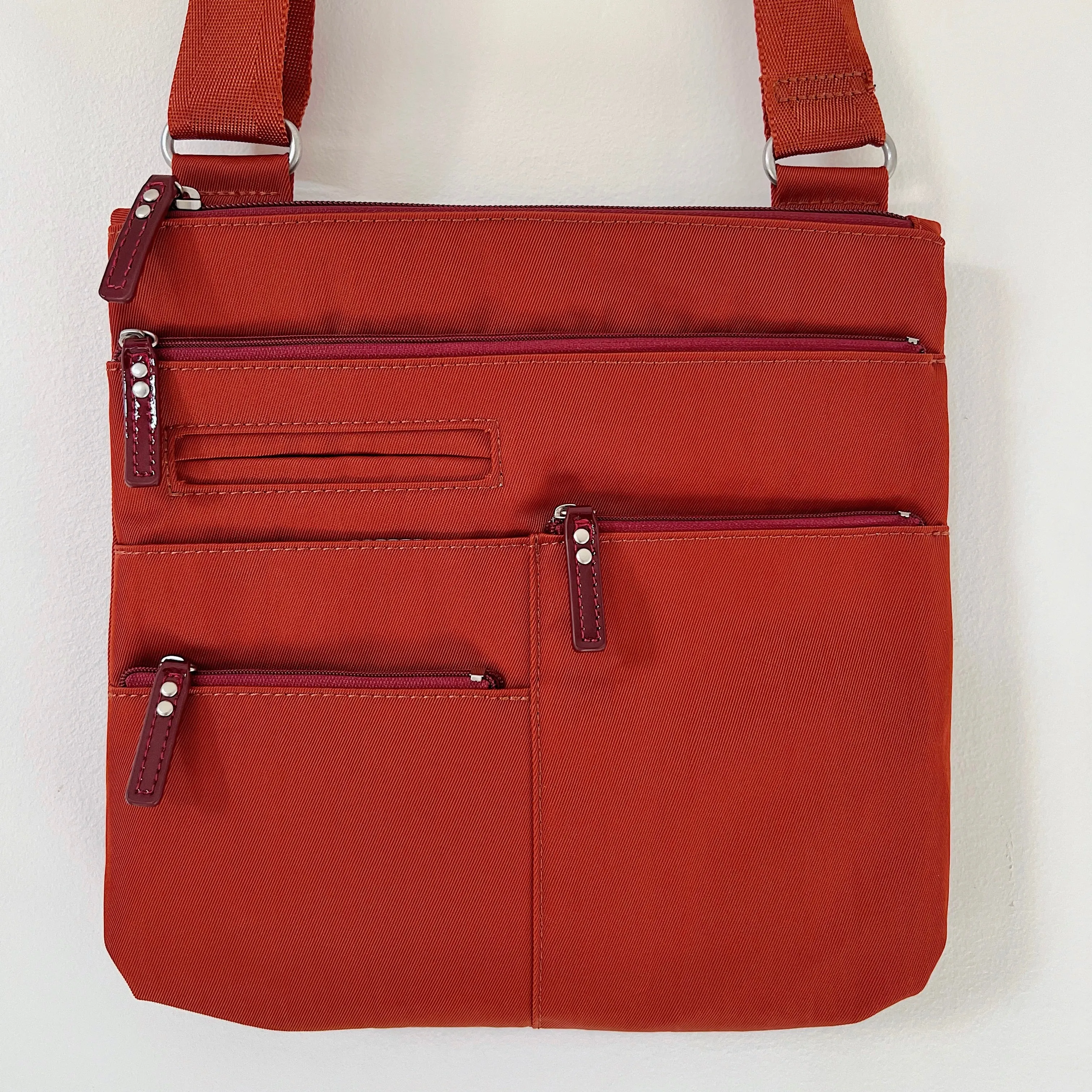 Highway | Nico Multi-Pocket Cross Body Shoulder Bag in Terracotta x Red | Small