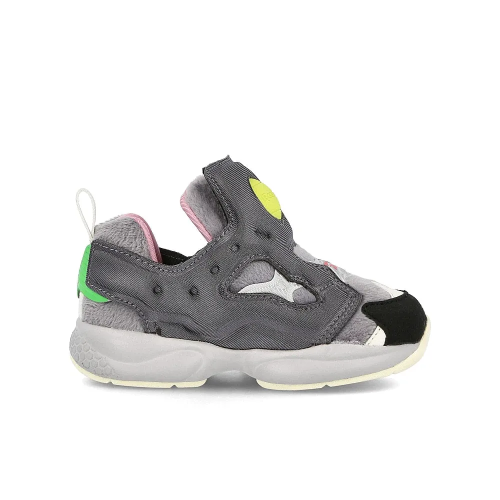 Tom & Jerry x Reebok Versa Pump Fury